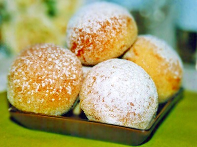BROINHAS DE BANANAS CARAMELIZADAS