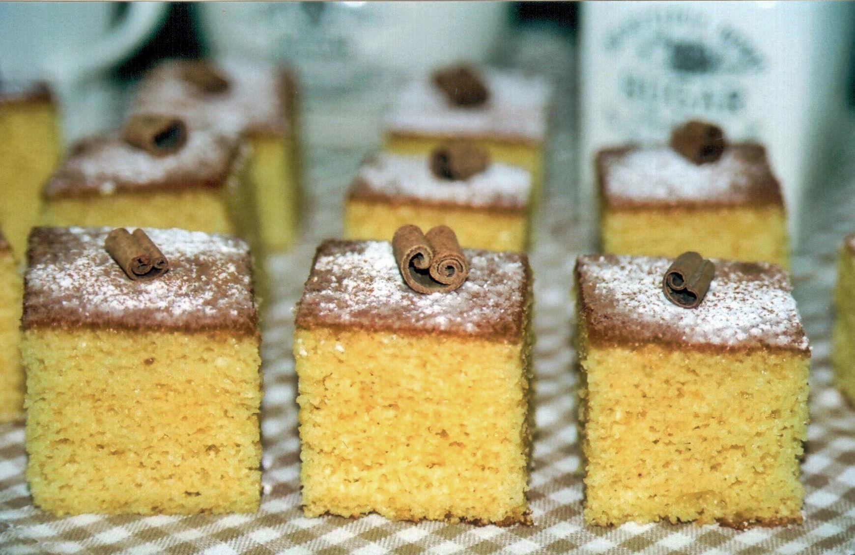 BOLO DE BAGAÇO DE MILHO VERDE