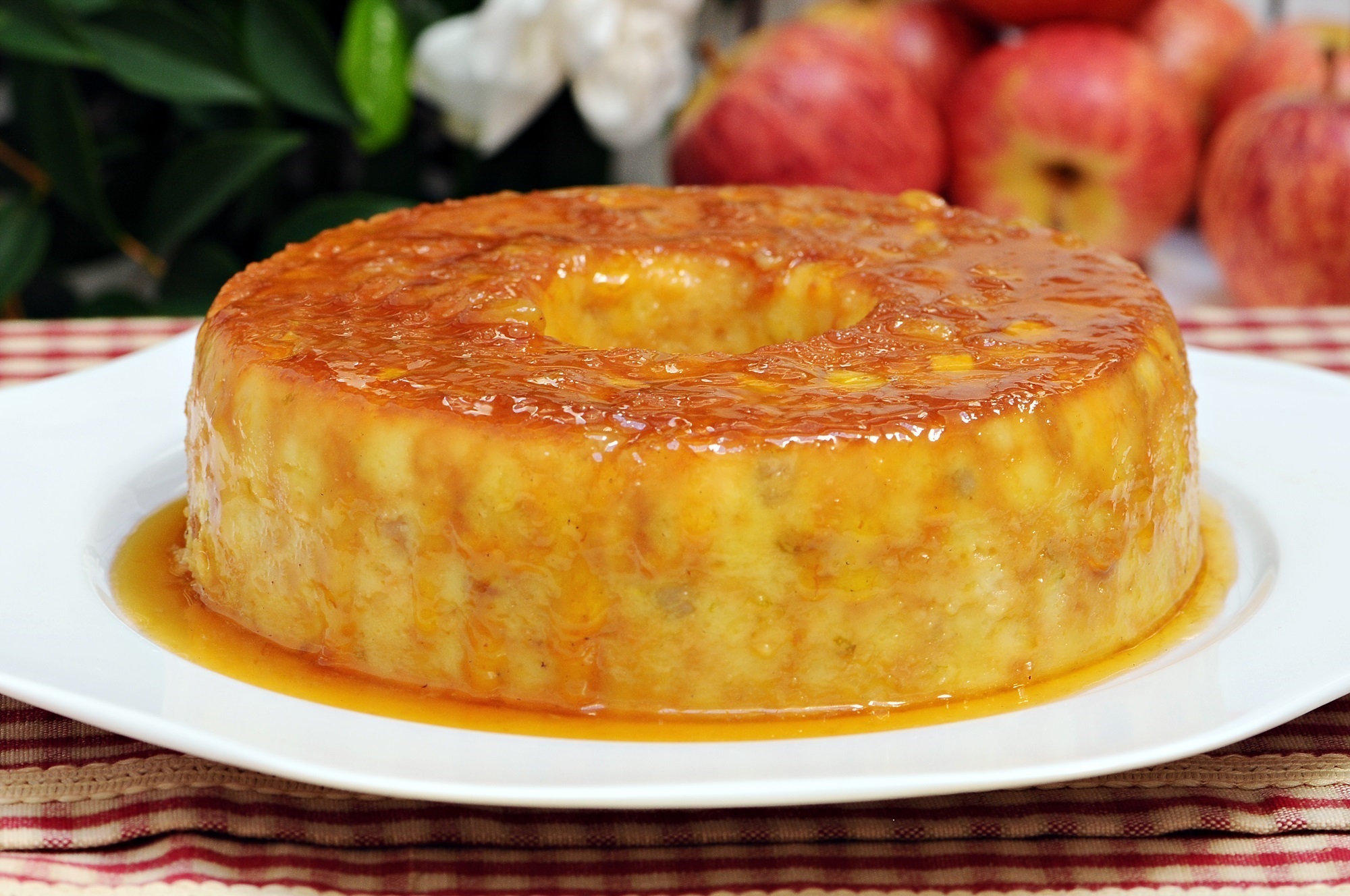 PUDIM DE PÃO COM MAÇÃS